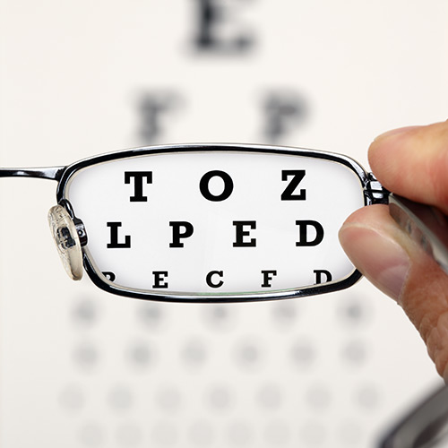 Brille Augenärztin Dr. Pedak Susanne im Zentrum von Linz